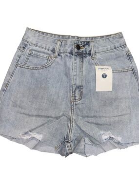Women’s Light Wash Distressed Denim Shorts Raw Hem NWT Size 7